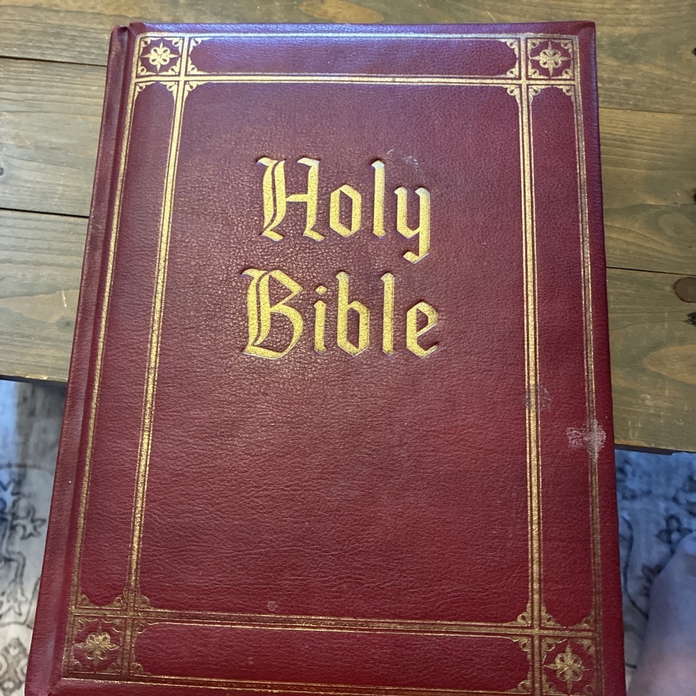 Vintage 1960 Holy Bible King James Red Faux Leather Gold Gilt Family Record